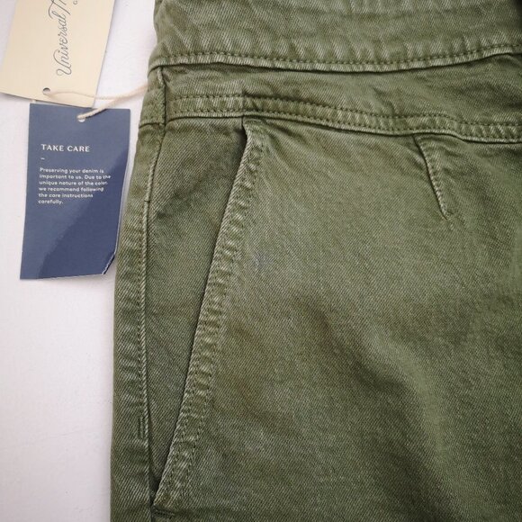 NWT Universal Thread Ladies Size 22W High Rise A-line Midi Green Jean Shorts - Picture 11 of 16